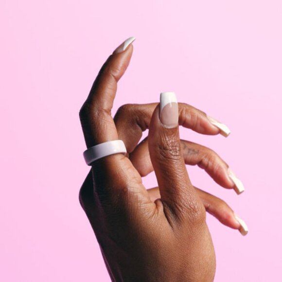 Oura Oura Ring 4 Ceramic - Petal - Picture 2 of 4